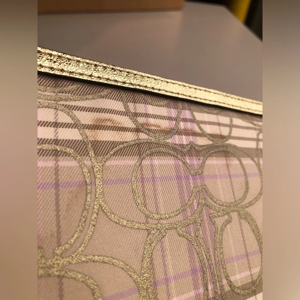 Coach signature tartan padded iPad case plaid pattern and gold leather trim